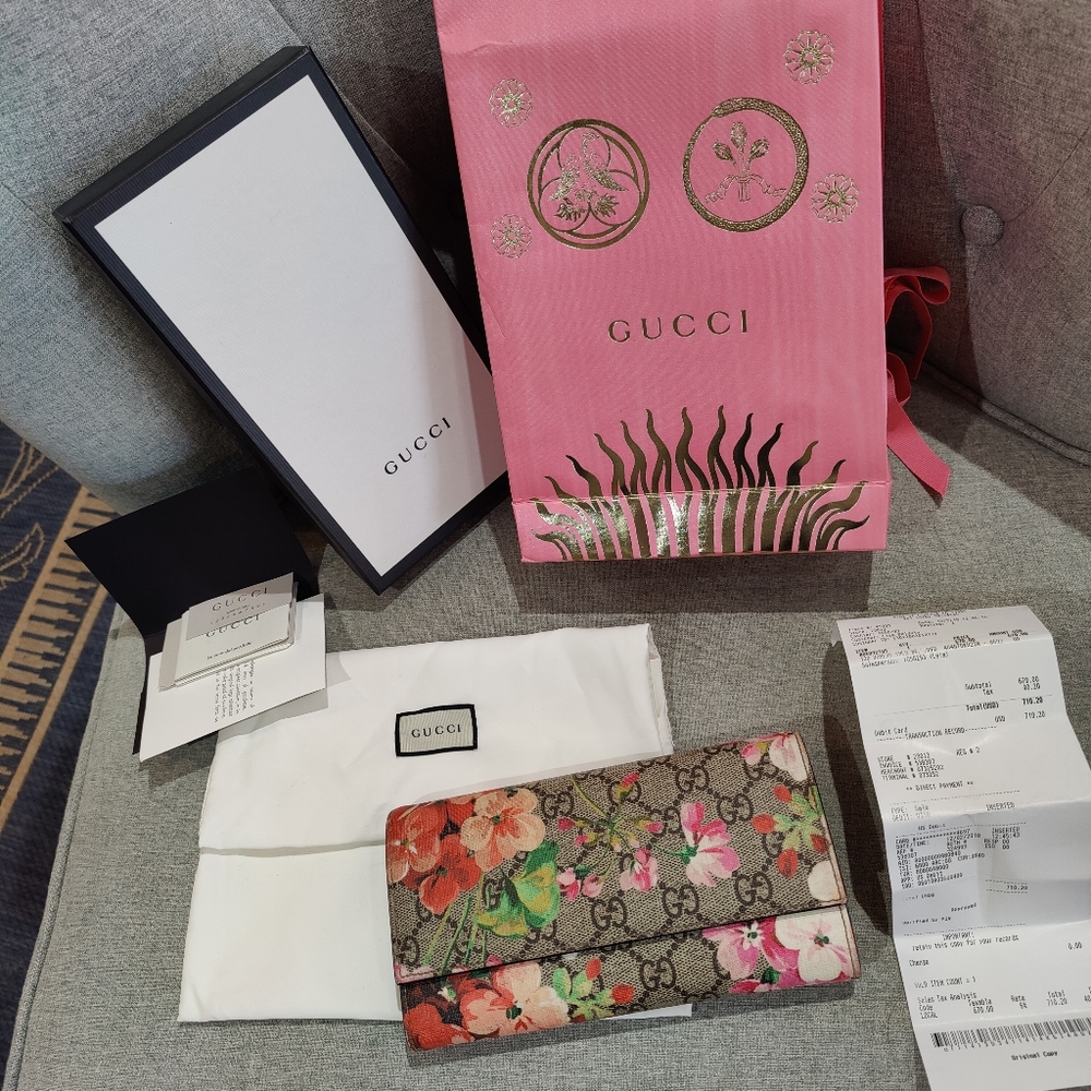 Gucci GG Blooms Continental Wallet